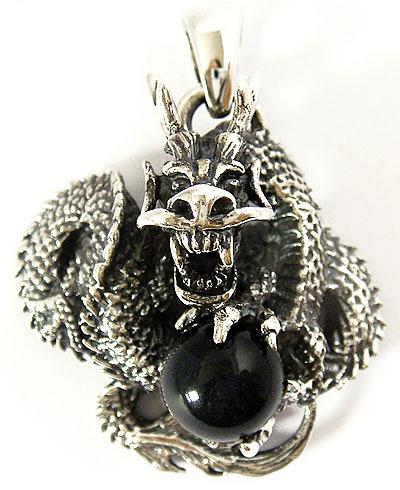 Подвеска «Дракон» с ониксом