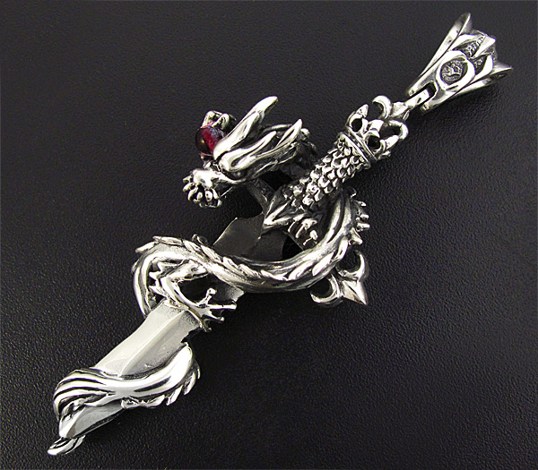 Подвеска "Убийца Драконов" с турмалином