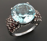 Кольцо с чистейшим топазом и гранатами Серебро 925