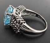 Кольцо с чистейшим топазом и гранатами Серебро 925