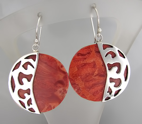 Серьги с красными кораллами