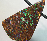 Австралийский болдер опал 51,71 карат на шнуре 