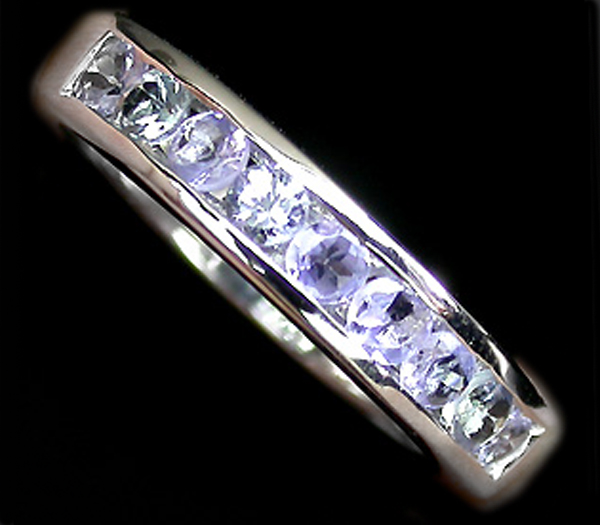 Элегантное кольцо с танзанитами Серебро 925