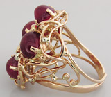 Крупное кольцо с рубинами и бриллиантами Золото