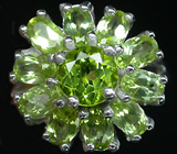 Яркое кольцо с перидотами Серебро 925