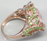 Замечательное кольцо с розовым кварцем, цаворитами гранатами и сапфирами Серебро 925