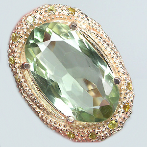 Превосходное кольцо из коллекции "Mia" с насыщенно-зеленым аметистом и цитринами