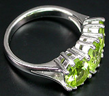 Стильное кольцо с яркими перидотами Серебро 925