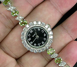 Часы на браслете из перидотов Серебро 925