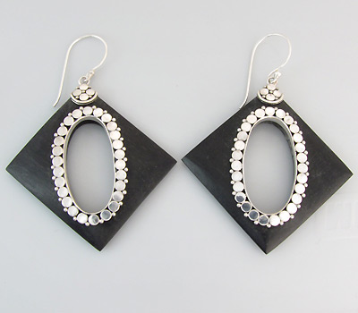 Серьги с черным деревом Sono