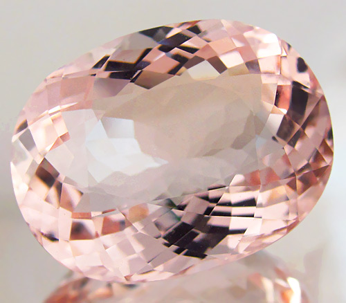 Морганит 15,95 карат