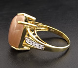 Замечательное кольцо с солнечным камнем Серебро 925