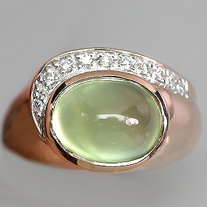 Элегантное кольцо с кабошоном пренита