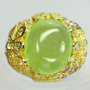 Превосходное кольцо с яблочным пренитом, аметистами, перидотами и топазами