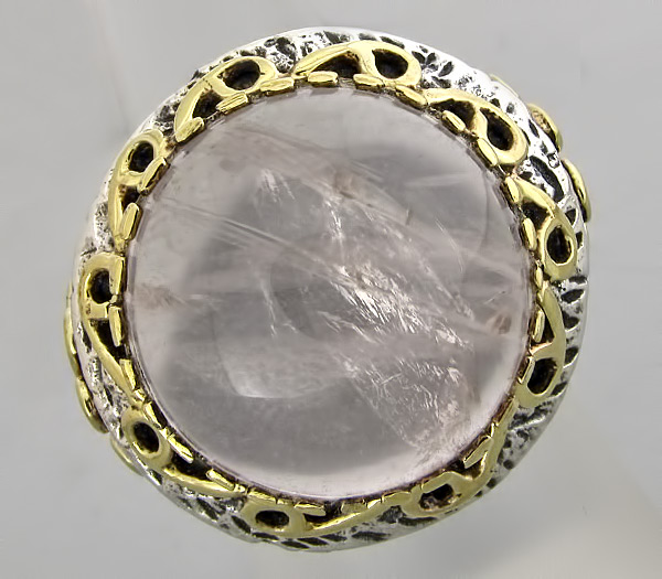 Массивное кольцо с розовым кварцем