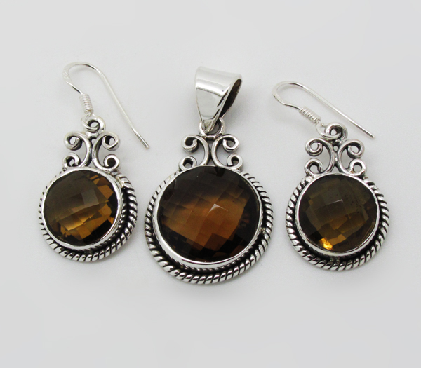 Комплект с дымчатыми топазами