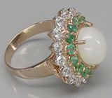 Кольцо с белым solid опалом, изумрудами и цирконами Серебро 925