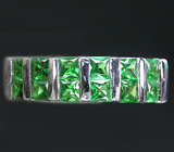 Яркое кольцо с цаворитами Серебро 925