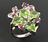 Кольцо с перидотами и сапфирами Серебро 925