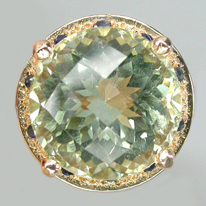 Кольцо из коллекции "Mia" с зеленым аметистом и сапфирами