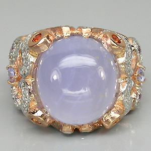 Кольцо с лавандовым халцедоном, танзанитами и сапфирами