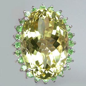 Кольцо с цитрином и цаворитами гранатами