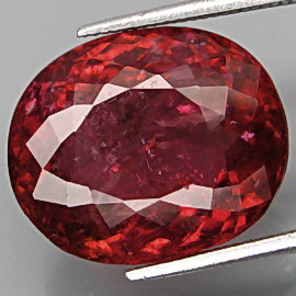 Красный турмалин 7,72 карат
