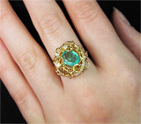 Кольцо с изумрудом и бриллиантами Золото