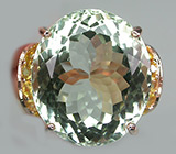 Замечательное кольцо с зеленым аметистом и золотистыми сапфирами Серебро 925