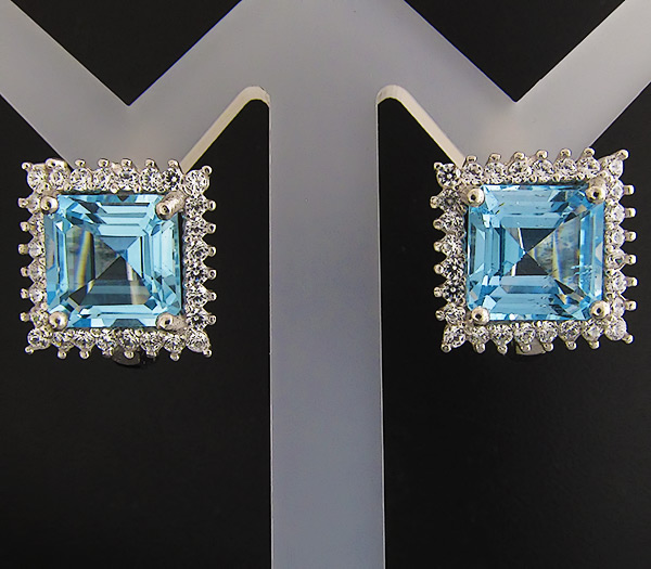 Стильные серьги с топазами