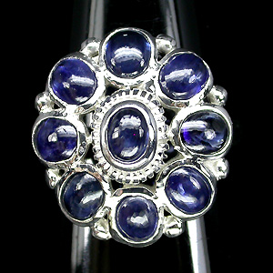 Кольцо с кабошонами синих сапфиров