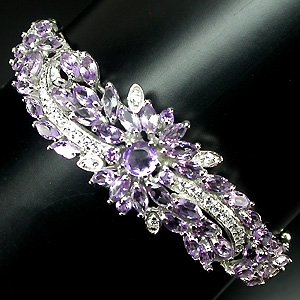 Замечательный браслет с аметистами