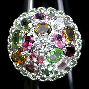 Праздничное кольцо с разноцветными турмалинами и марказитами