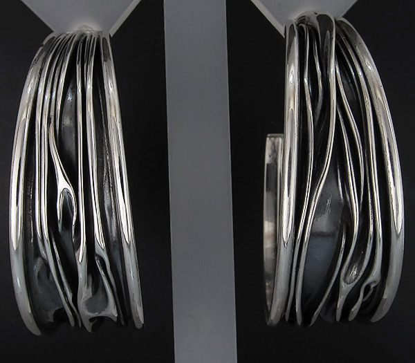 Текстурные серьги из коллекции "Reflection"