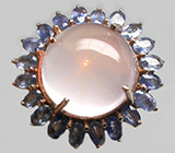 Крупное кольцо с розовым кварцем и сапфирами Серебро 925