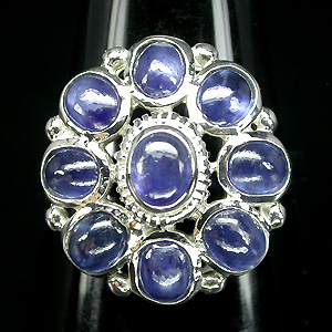 Кольцо с кабошонами синих сапфиров