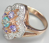 Кольцо из коллекции "Mia" с апатитом, танзанитами и бесцветными цирконами Серебро 925