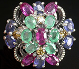 Праздничное кольцо с сапфирами, изумрудами и цирконами Серебро 925