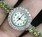 Часы на браслете с перидотами Серебро 925