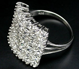 Кольцо с бесцветными цирконами Серебро 925