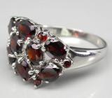 Эффектное кольцо с гранатами Серебро 925