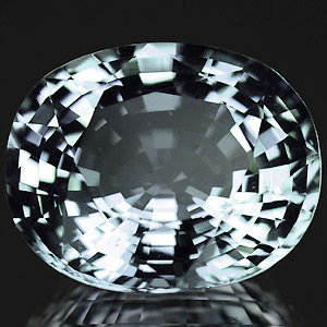 Крупный голубой топаз 21,06 карат