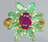 Кольцо-цветок из коллекции "Mia" с рубином и изумрудами Серебро 925