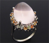 Кольцо с розовым кварцем и разноцветными сапфирами Серебро 925