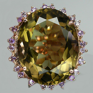 Превосходное крупное кольцо с дымчатым топазом и аметистами