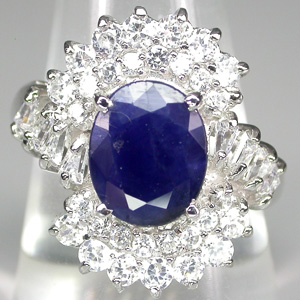 Эффектное кольцо с синим сапфиром