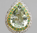 Кольцо с зеленым аметистом, изумрудами и бесцветными топазами Серебро 925