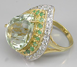 Кольцо с зеленым аметистом, изумрудами и бесцветными топазами Серебро 925