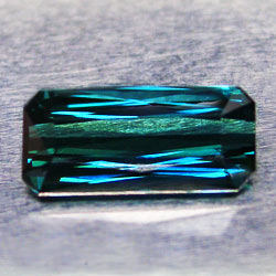 Сине-зеленый турмалин 1,74 карат