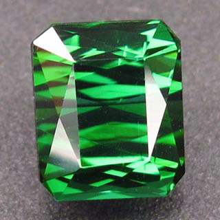 Зеленый турмалин 3,53 карат